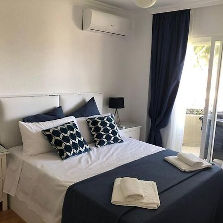 Apartamento Torremolinos 5 Personas + Parking + Piscina Todo El Ano Exterior photo
