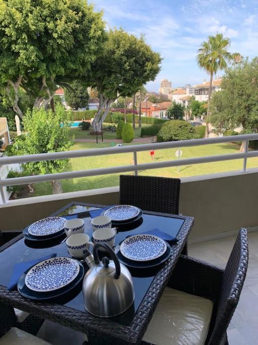 Apartamento Torremolinos 5 Personas + Parking + Piscina Todo El Ano Exterior photo